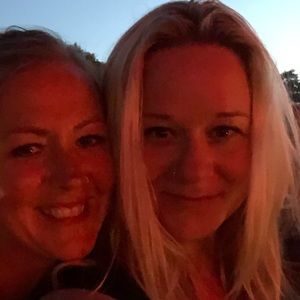 Meet your Posher, Dana